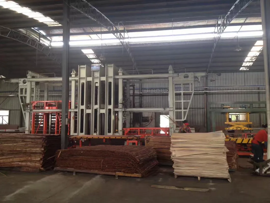 China Bamboo Film Faced Plywood for Formwork